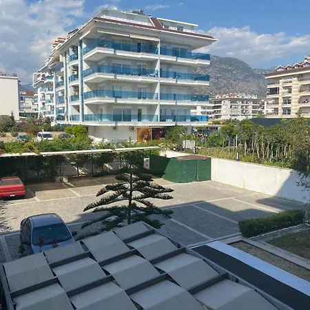 Luxury Kestel Apartmán